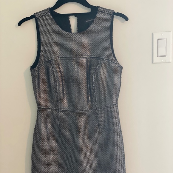 Dress - Picture 1 of 4